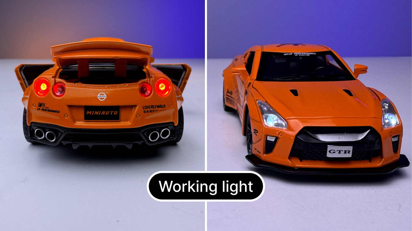 1:32 Scale Nissan GTR R35 Openable Doors, Trunk and Hood without Case