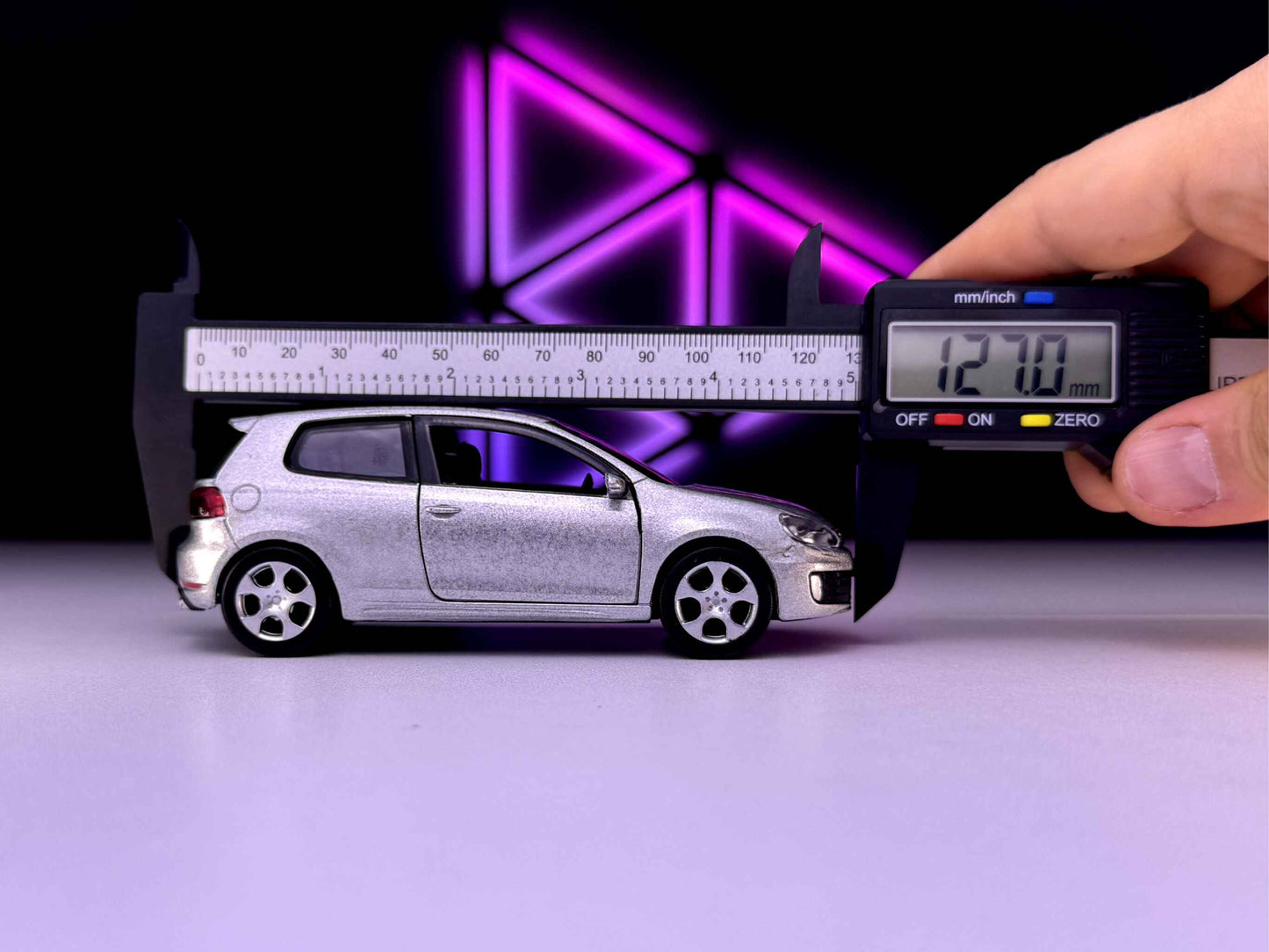 1:36 VW Volkswagen Golf 6 GTI Scale Detailed Model and Openable Doors