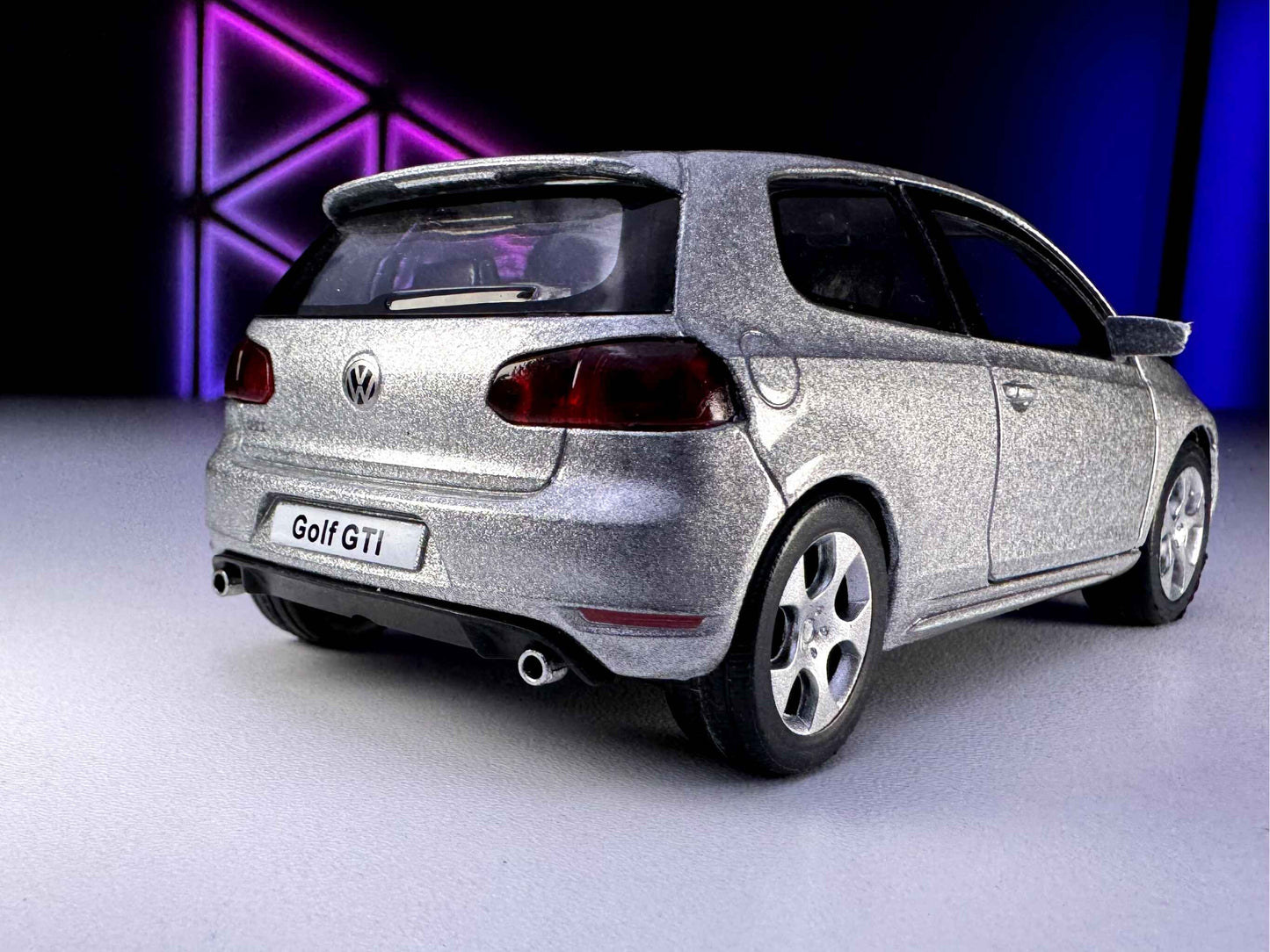 1:36 VW Volkswagen Golf 6 GTI Scale Detailed Model and Openable Doors
