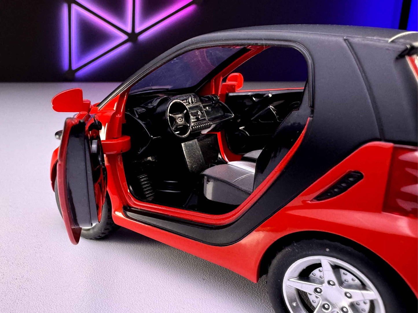 Smart Fortwo Scale Detailed Model Openable Trunk and Doors
