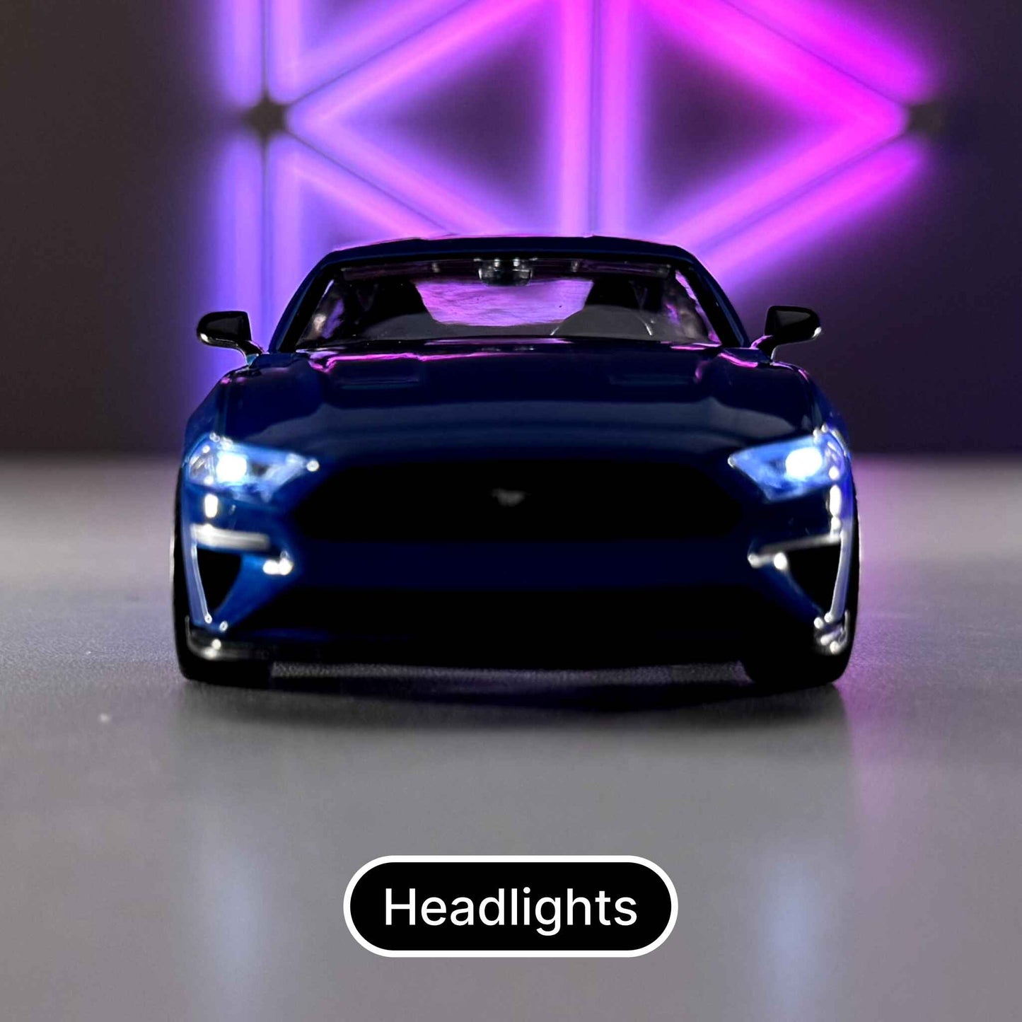 1:34 Scale Ford Mustang GT 2018, Detailed Scale Model