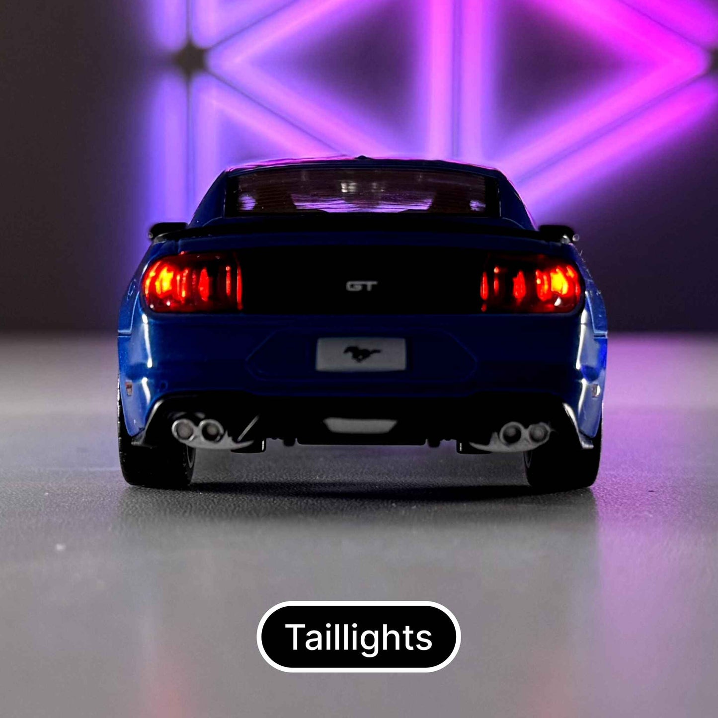 1:34 Scale Ford Mustang GT 2018, Detailed Scale Model